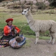 Peru - u Tambomachay - typick fotka mstnch lid v krojch za 1 Sol
