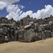 Peru - pevnost Sacsaywaman nad Cuscem